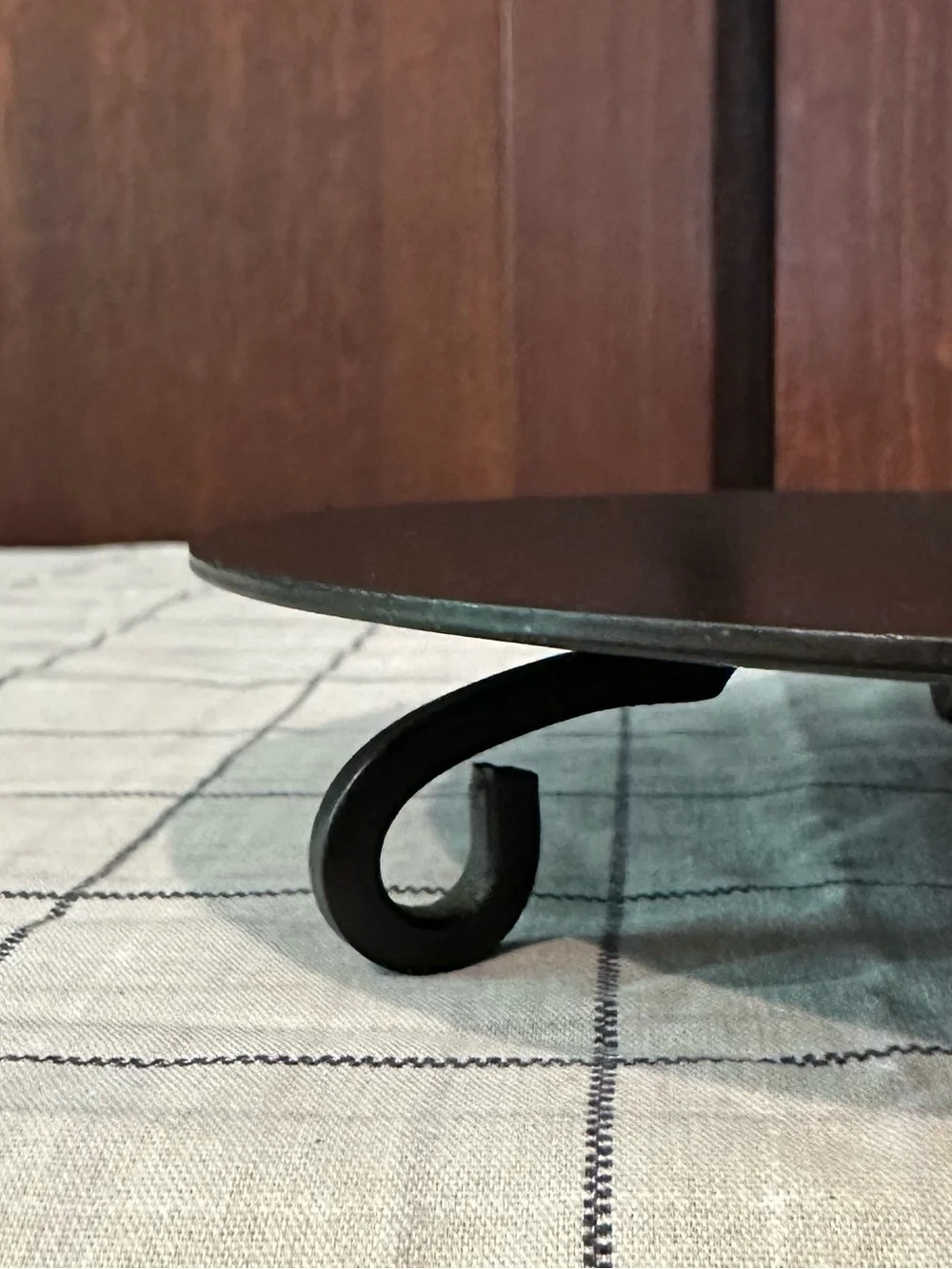 Cast iron • classic candle holder • candle tray